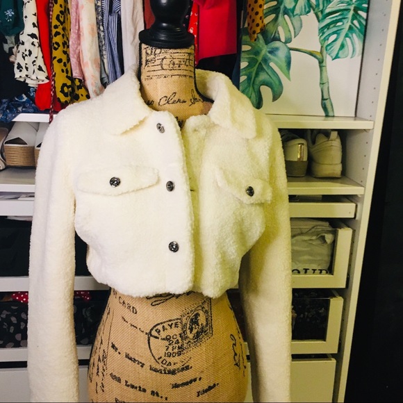 Jackets & Blazers - Crop teddy jacket with button
